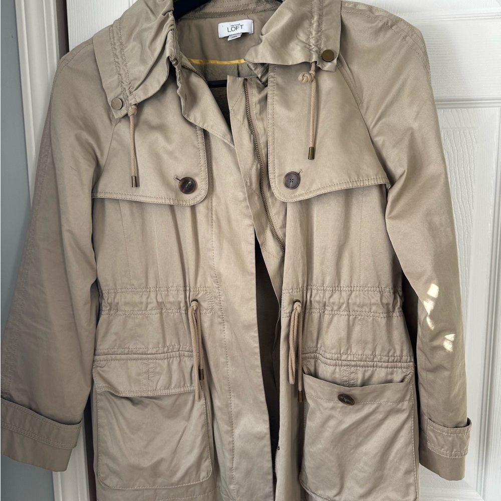 Coat, beige size medium